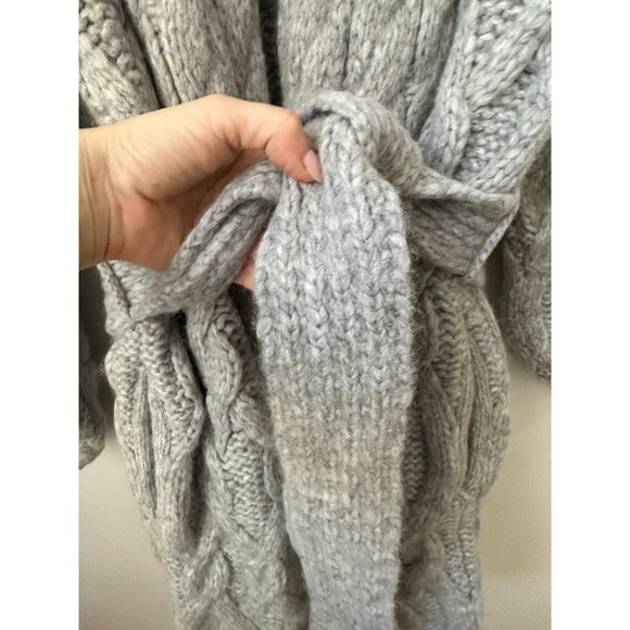 LUNYA Lofty Wool Cable Robe XS/S - Picture 6 of 8